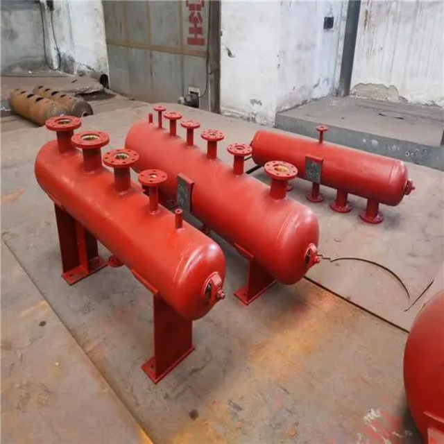 大名分集水器安装高度